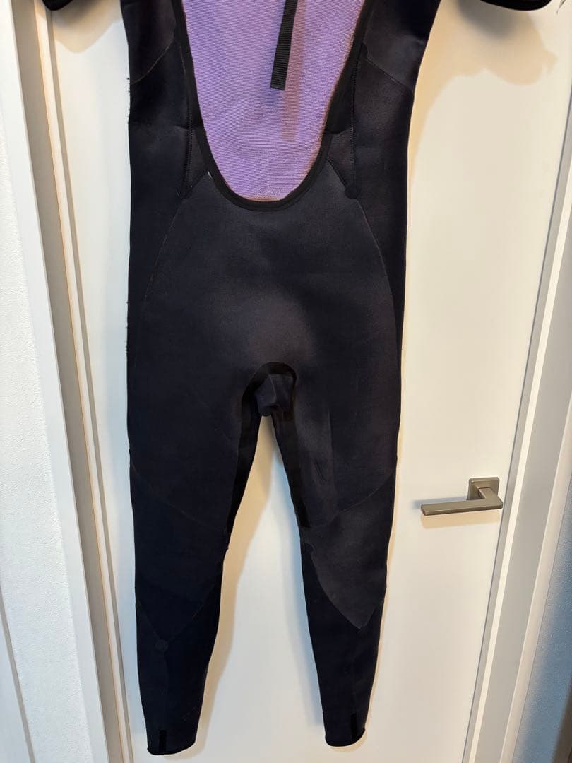 新品BILLABONG ABSOLUTE COMP シーガル ブラック　Mサイズ