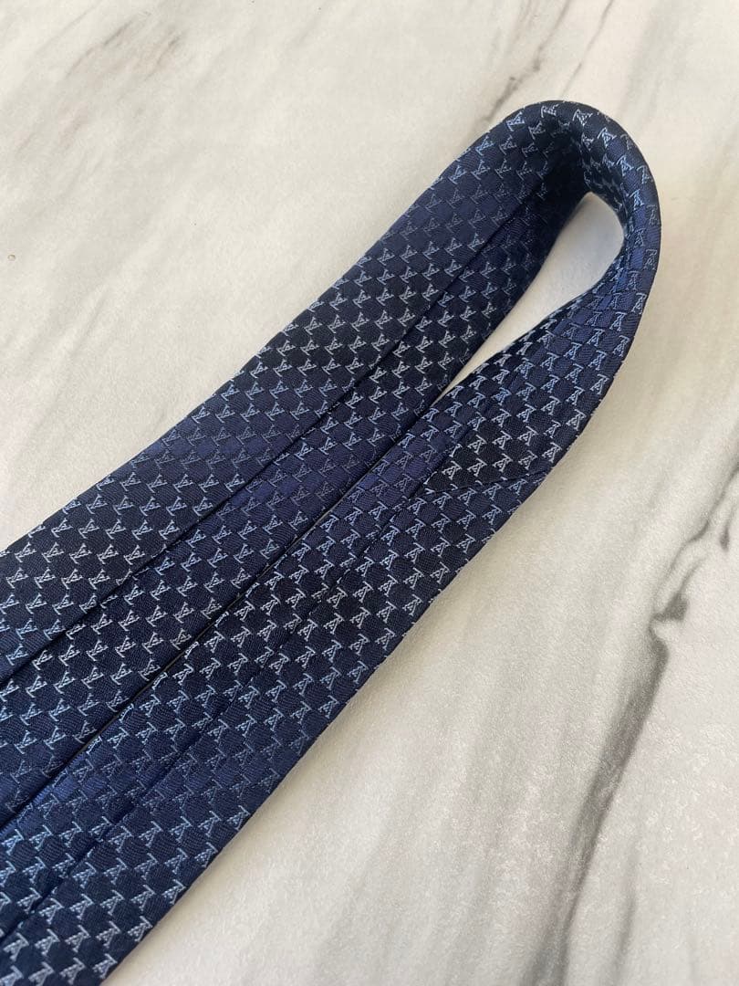 【極上美品】ルイヴィトン ネクタイ モノグラム レジメンタル ネイビー シルク