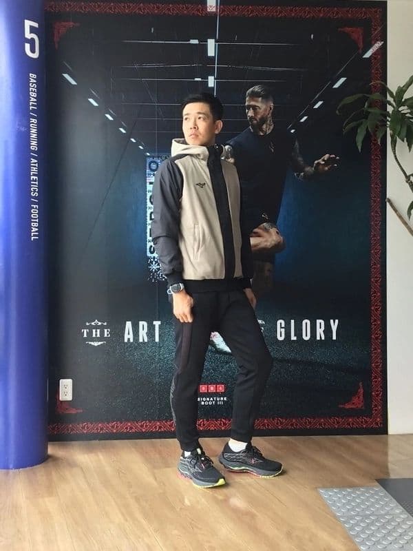 Mizuno Pro 2024秋冬限定モデル フリースフーディ サイズＬ