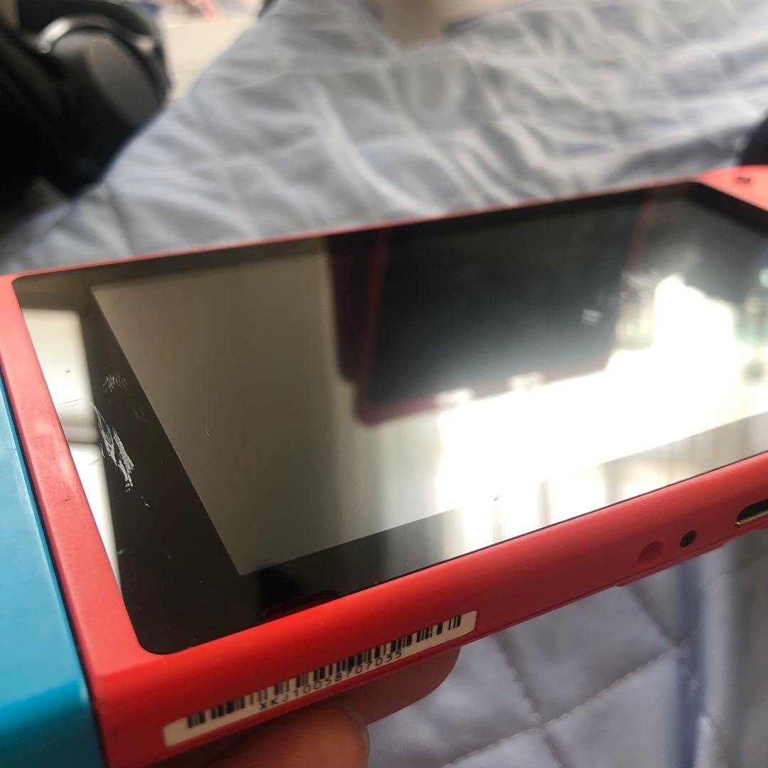 Nintendo Switch 本体のみ　マリオレッド