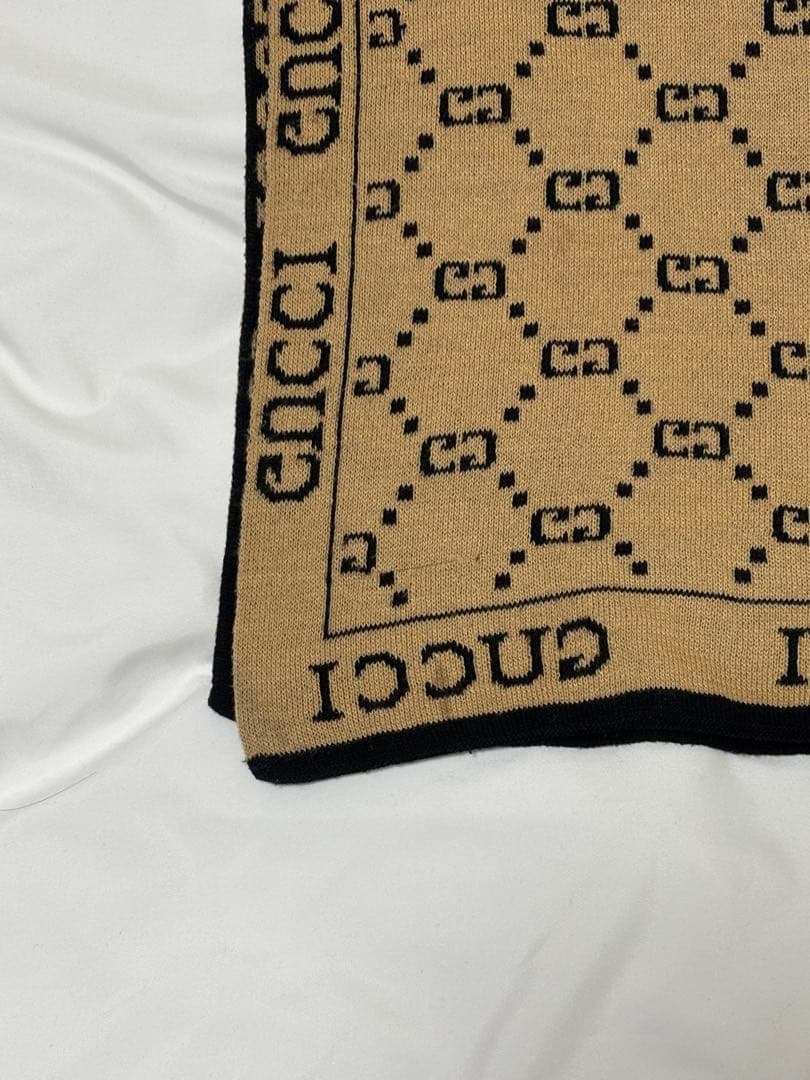 【希少】GUCCI GGロゴ　マフラーブラック・ベージュ　リバーシブル