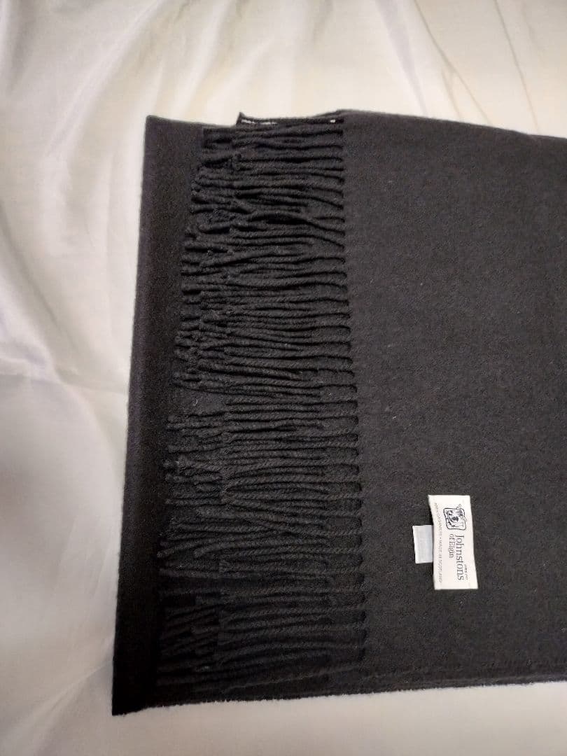 ジョンストンズ　大判カシミヤ100ストール　　　　 ブラック