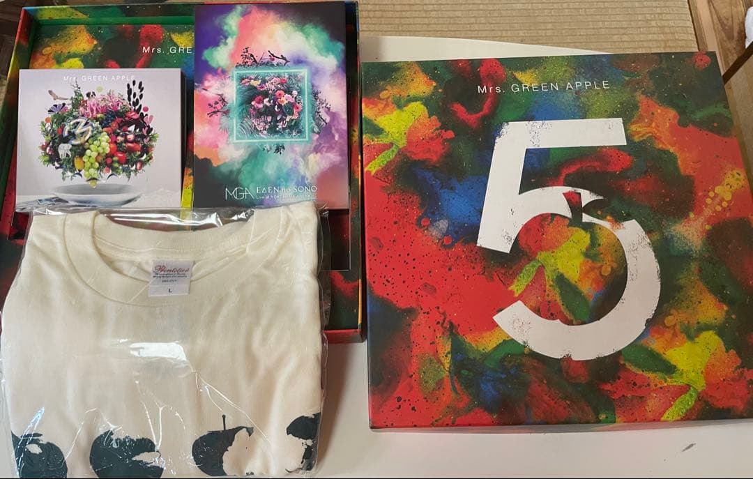 完全生産限定盤　Mrs. GREEN APPLE 『5』　 Tシャツのみ新品