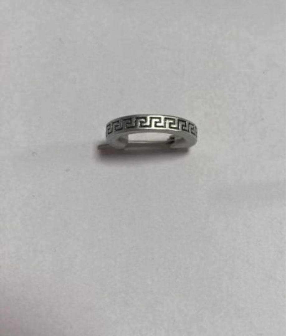 VERSACE ピアス　片耳　シルバーカラー