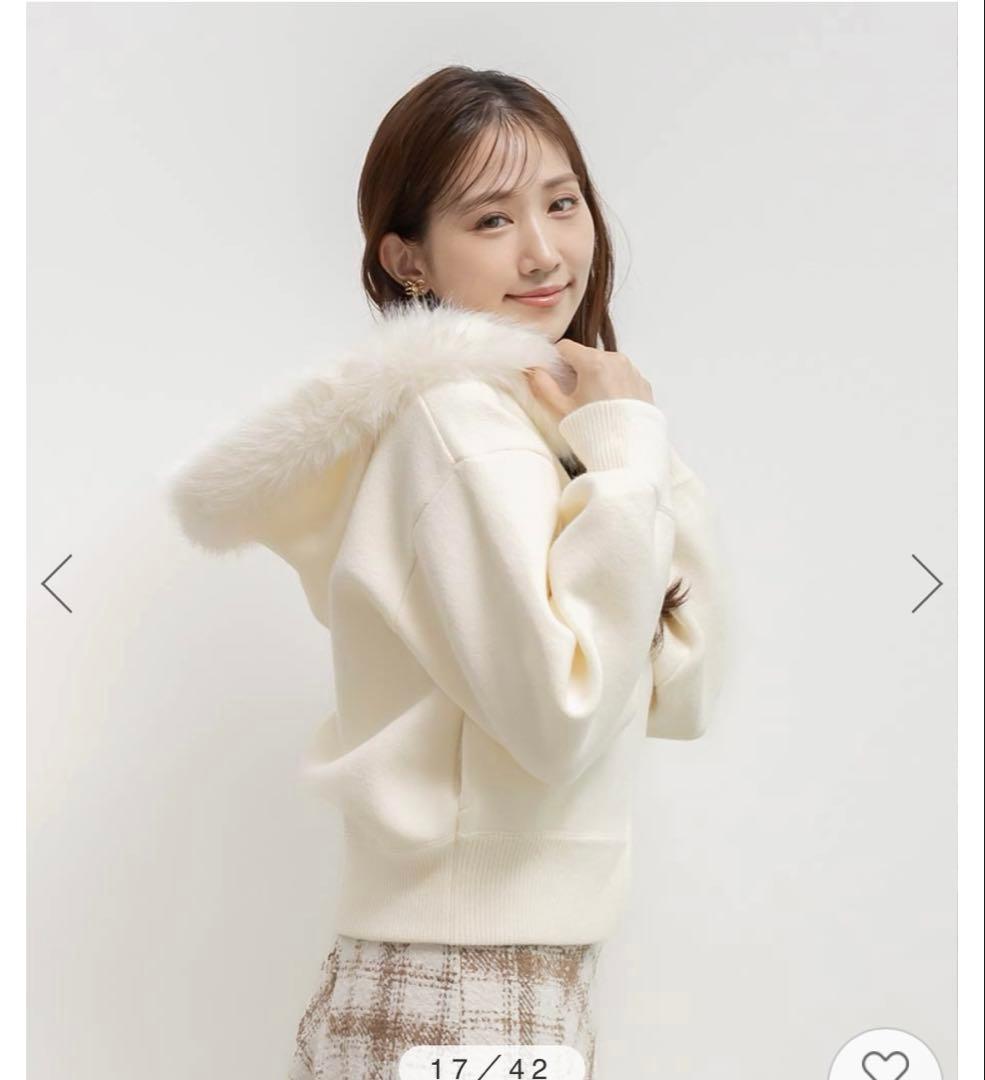 RANDA 2WAYフェイクファーニットパーカー　クリーム　 FREEサイズ