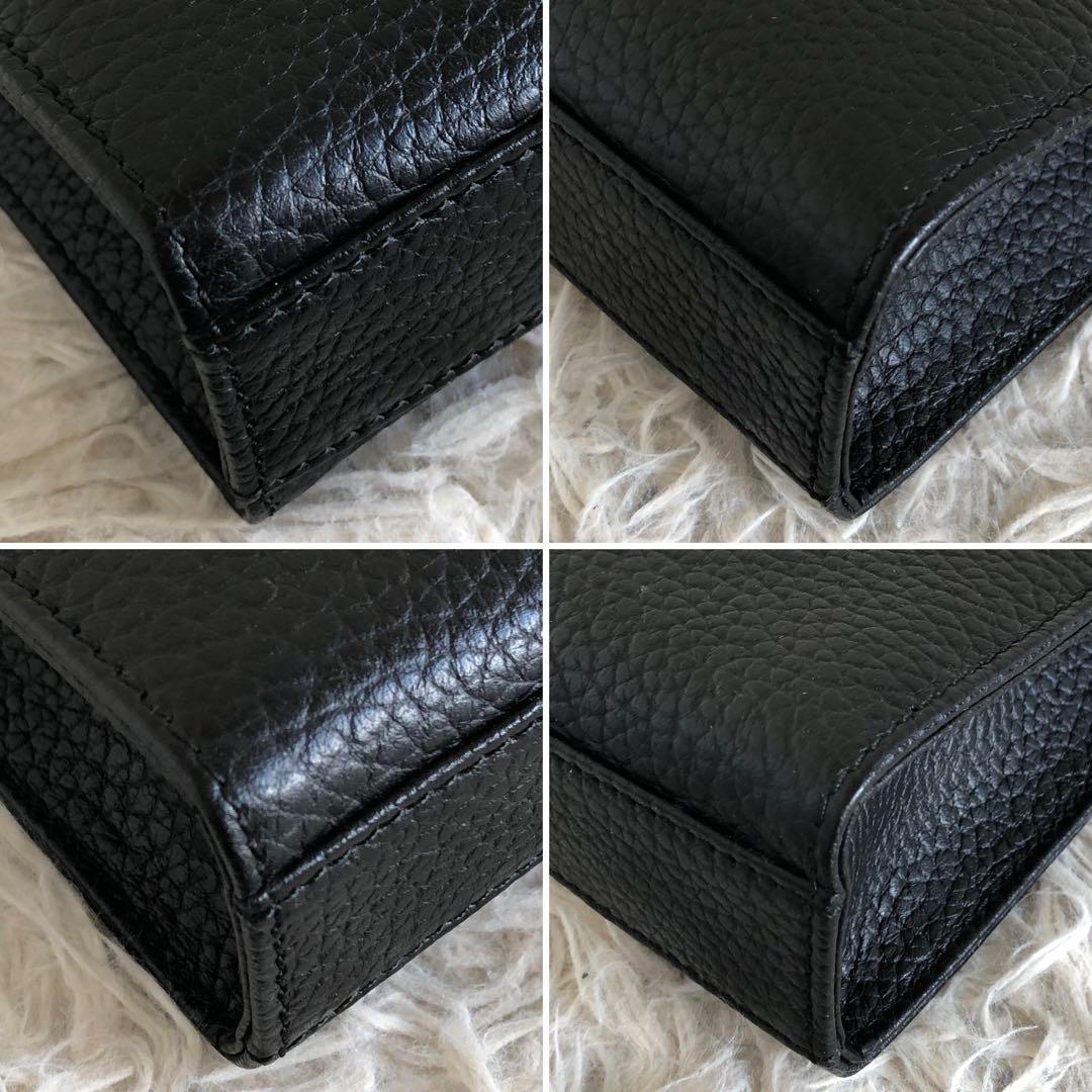 【未使用級】バーバリー　セカンドバッグ　クラッチバッグ　黒　本革　ノバチェック