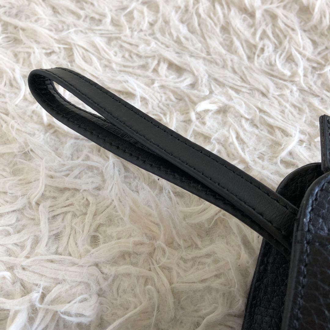 【未使用級】バーバリー　セカンドバッグ　クラッチバッグ　黒　本革　ノバチェック