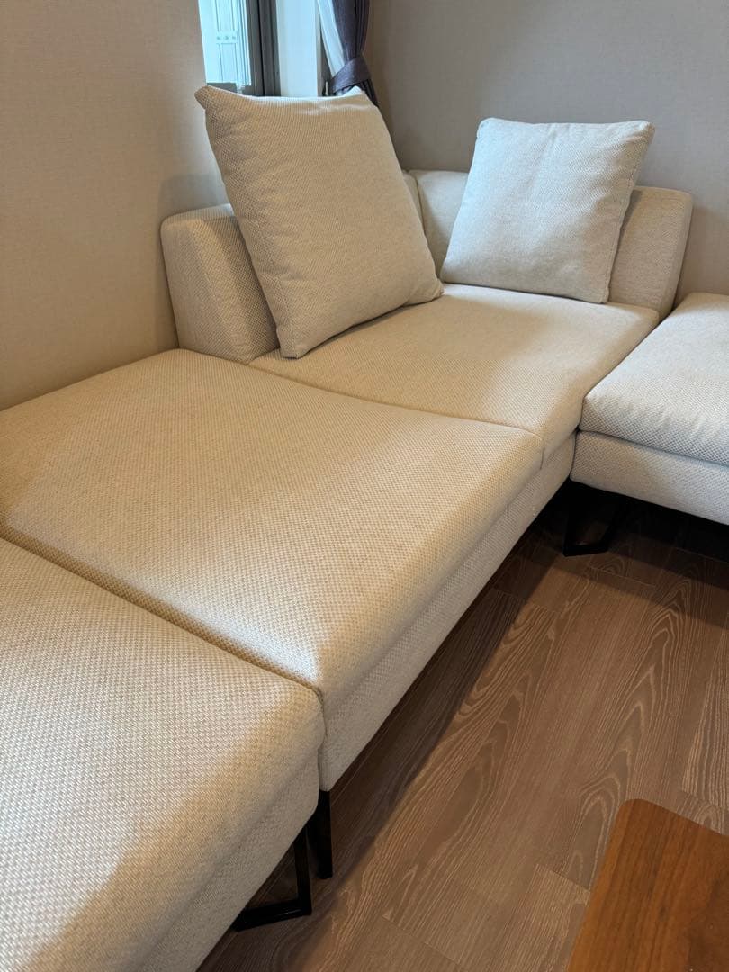 のぶ09です HUKLA フクラ FINANCIER ソファセット