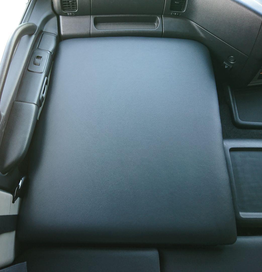 【新品】グランドプロフィア★フラット助手席 ブラックレザー★支柱付属 在庫1