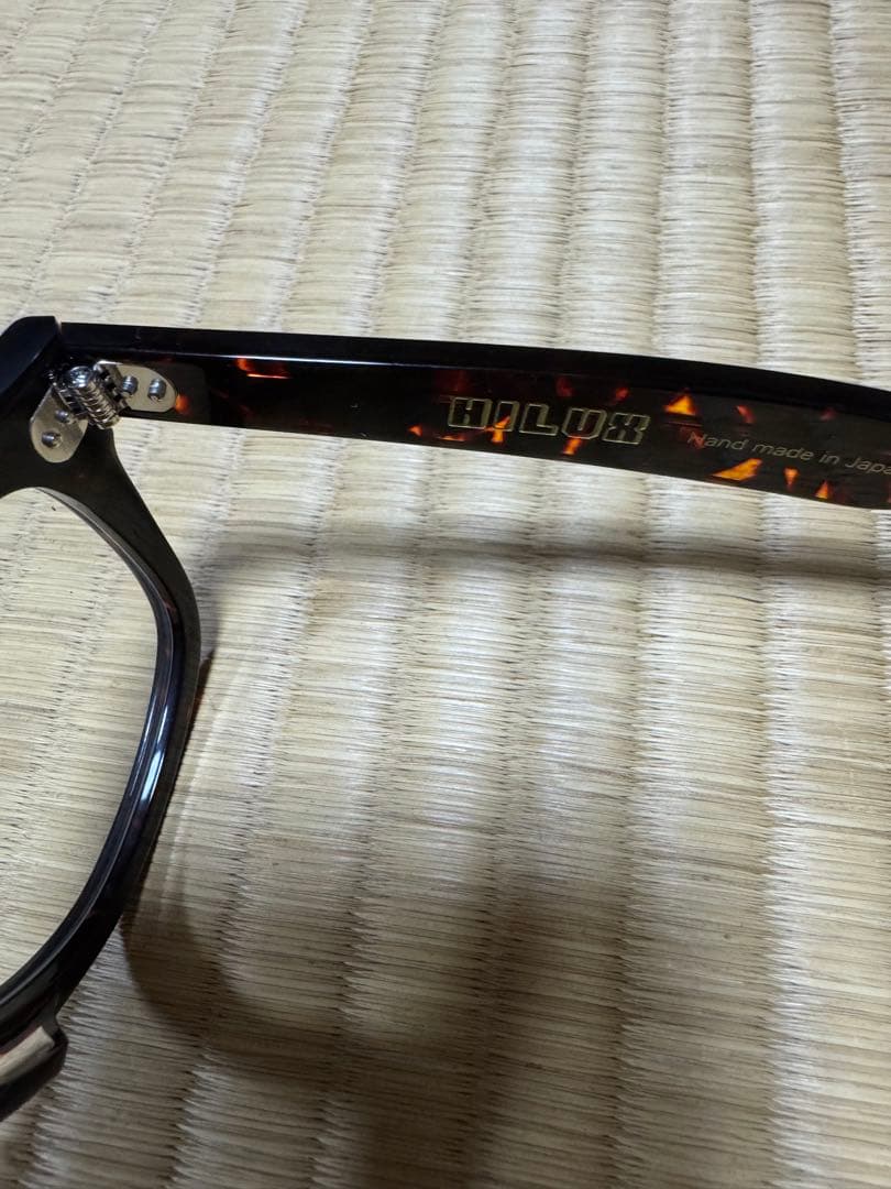 小物 UNCROWD HILUX PHOTOCHROMIC