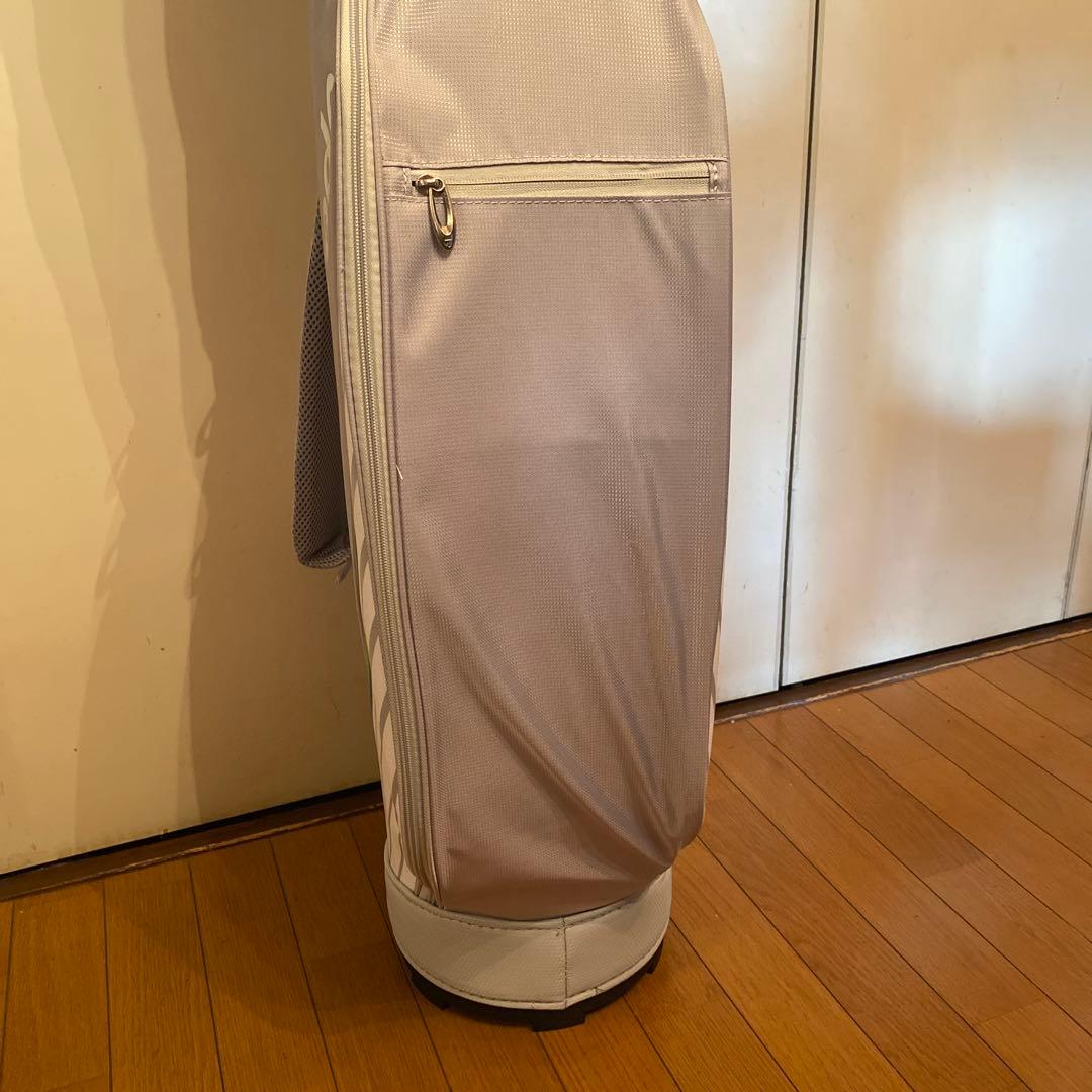新品　未使用　キャディーバック　テーラーメイド　男女兼用デザイン　9インチ