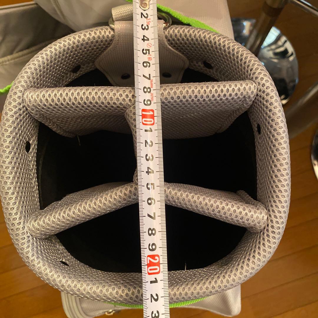 新品　未使用　キャディーバック　テーラーメイド　男女兼用デザイン　9インチ