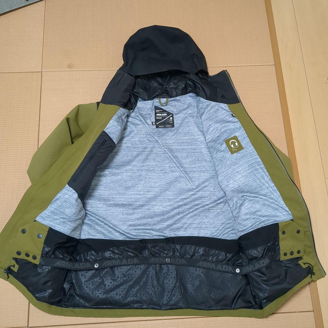 ARMADAウェア　スノーボードウェア BURTON 241 686