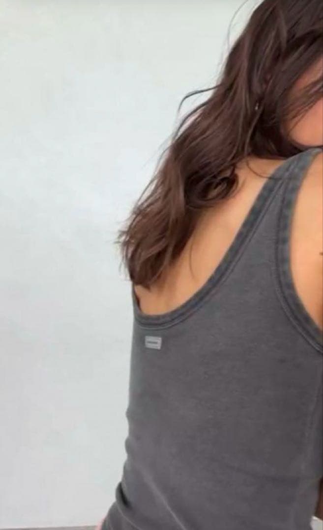 ALEXIA STAMウェルネス ウォッシュドカラータンクトップ