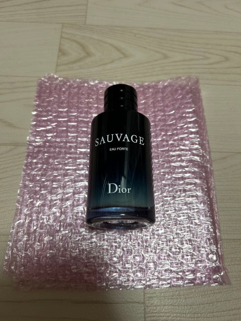 Dior SAUVAGE EAU FORTE PARFUM 100ml 香水