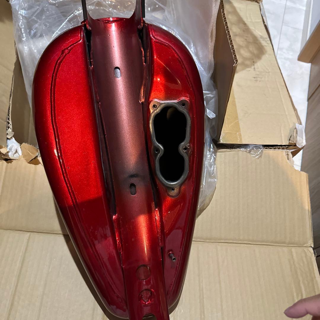 【スポーツスター 】純正タンク　ハーレーダビッドソン　xl883 xl1200