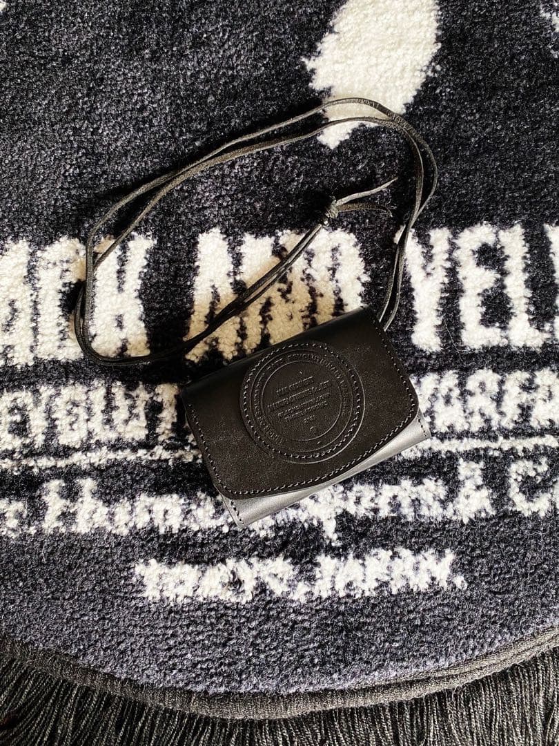 RATS ブラックレザーミニウォレット 男女兼用