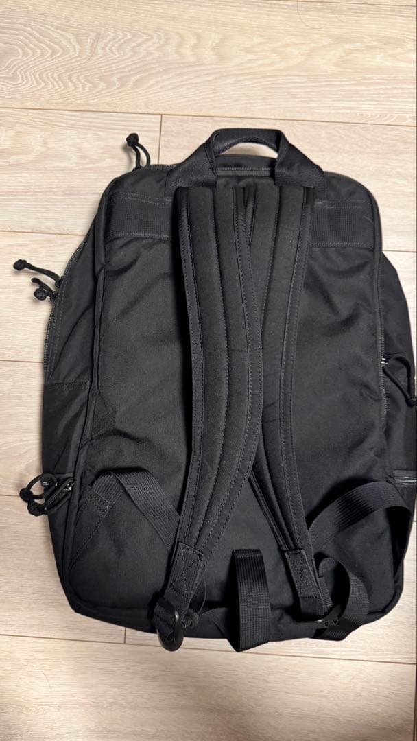 ブリーフィング　リュック