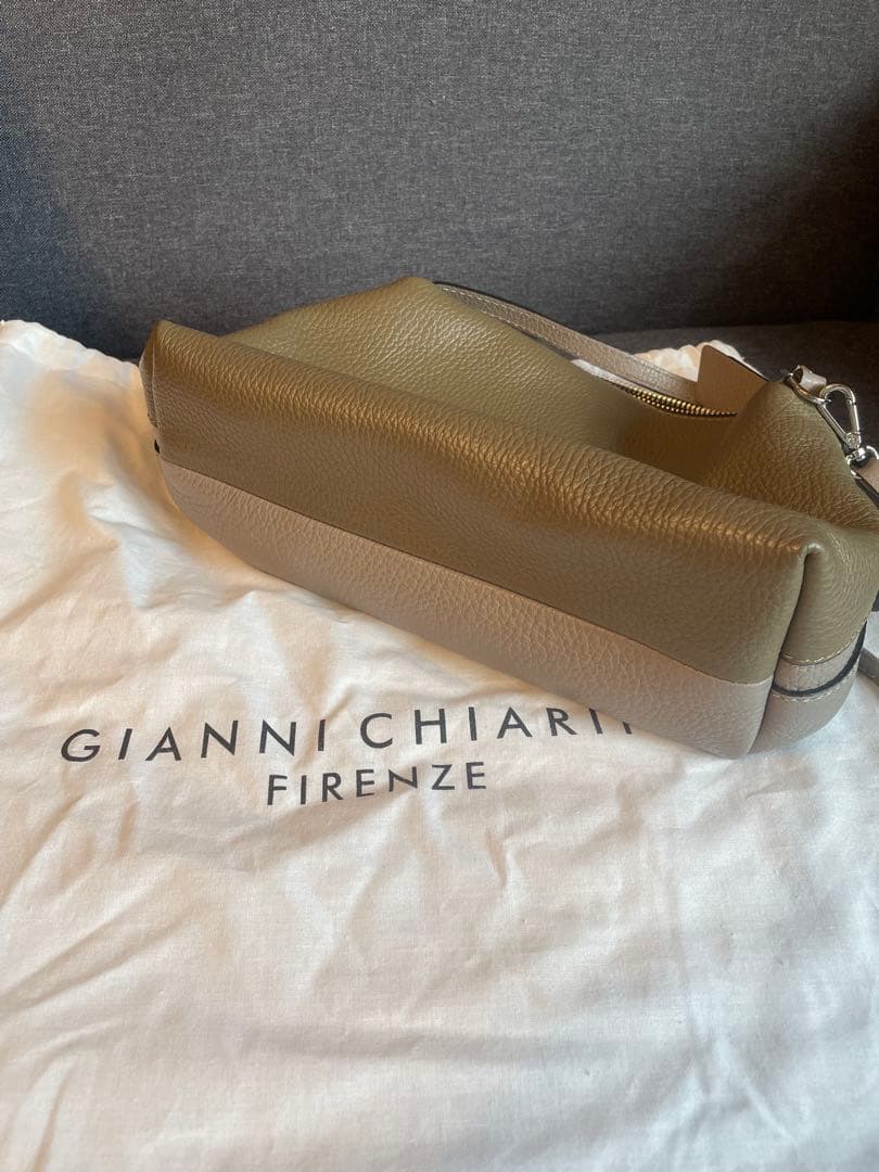 GIANNI CHIARINI ショルダーバッグ アリファm