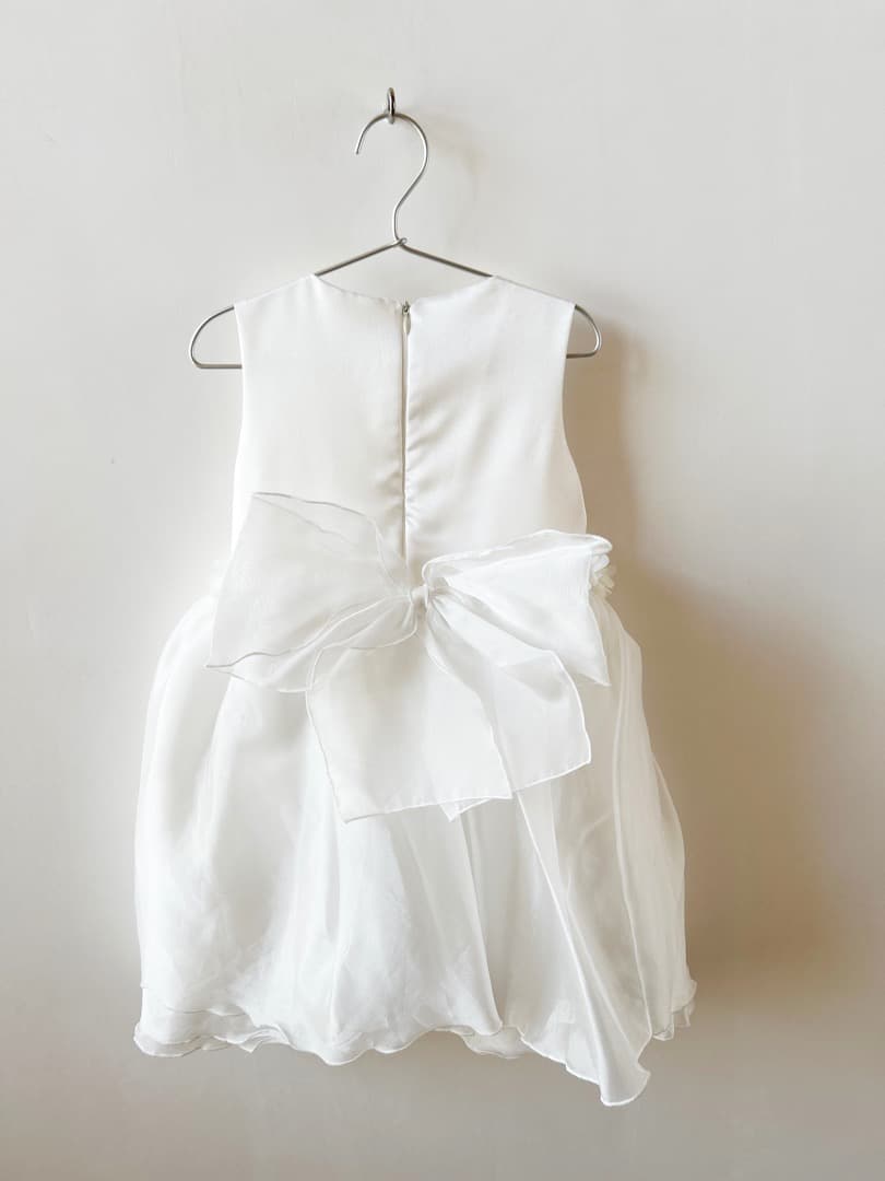 DRESCCO ツーラインオフホワイトシフォンドレス（Aya）