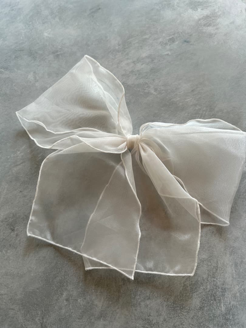 DRESCCO ツーラインオフホワイトシフォンドレス（Aya）