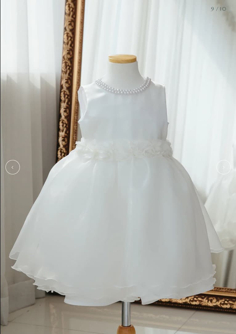 DRESCCO ツーラインオフホワイトシフォンドレス（Aya）