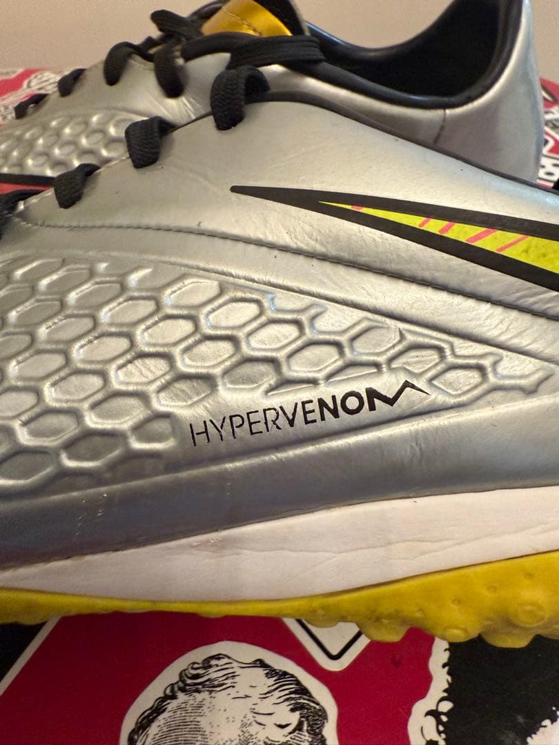 NIKE ナイキ　ハイパーヴェノムフェロンネイマールモデル