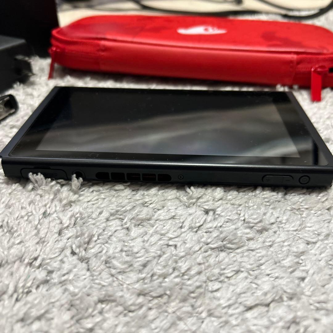 任天堂Switch 本体 箱なし　ソフトなし　マリオオデッセイエディション