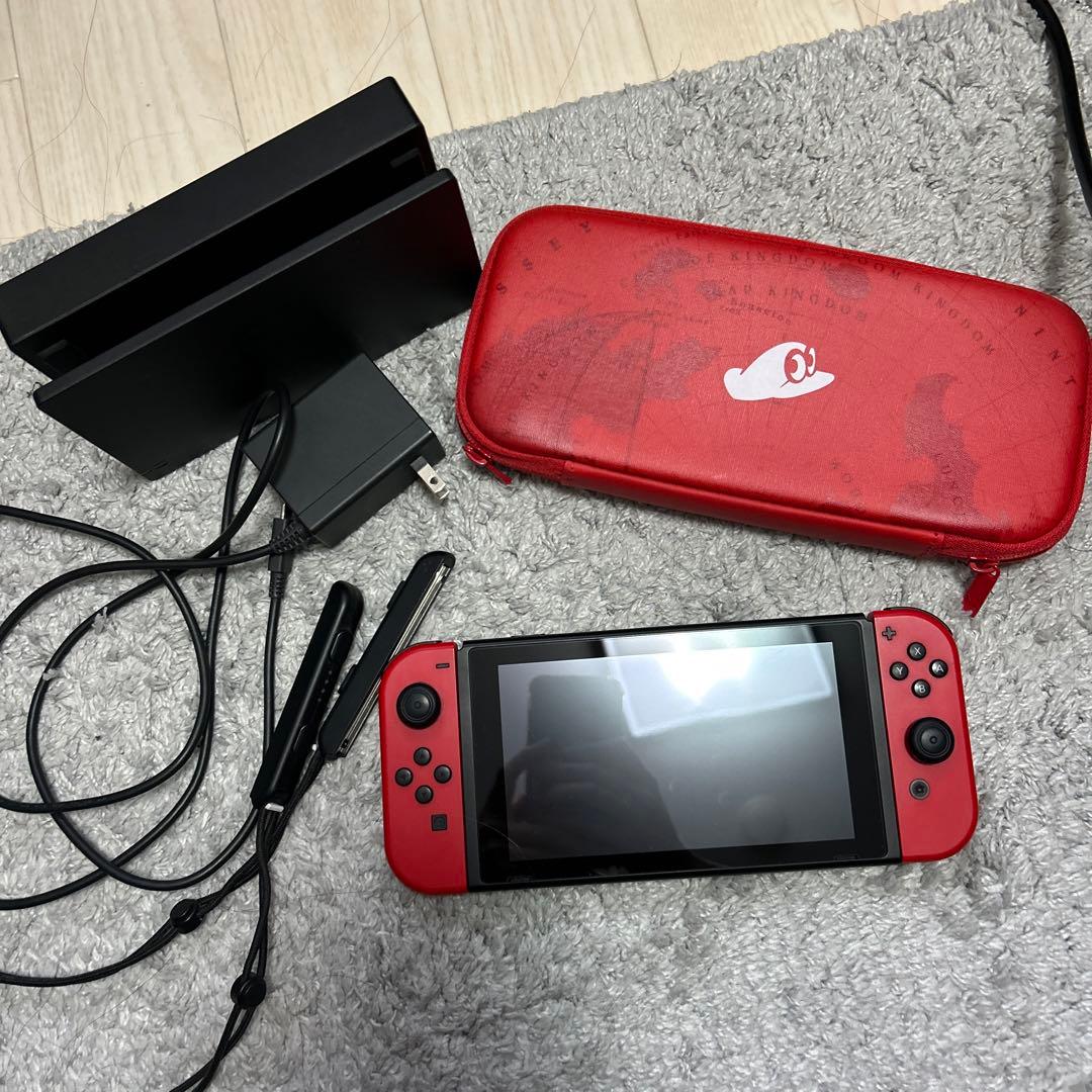 任天堂Switch 本体 箱なし　ソフトなし　マリオオデッセイエディション