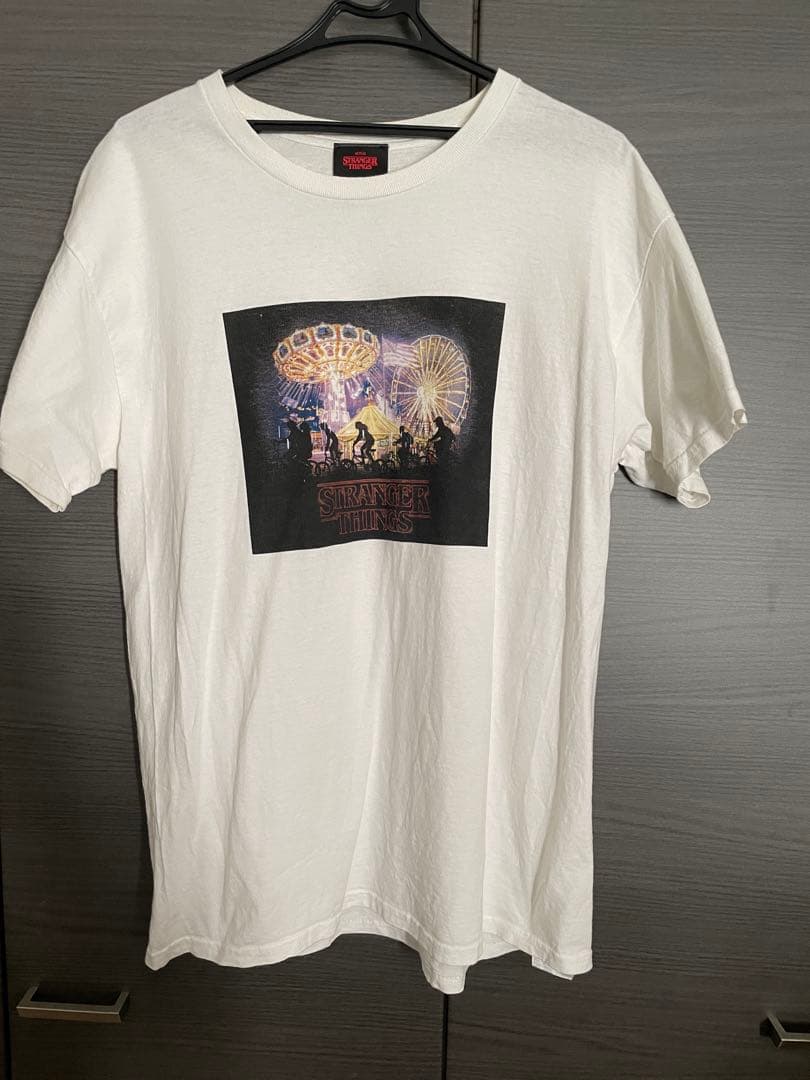 ストレンジャーシングス  ホーキンス スタジャン Sサイズ