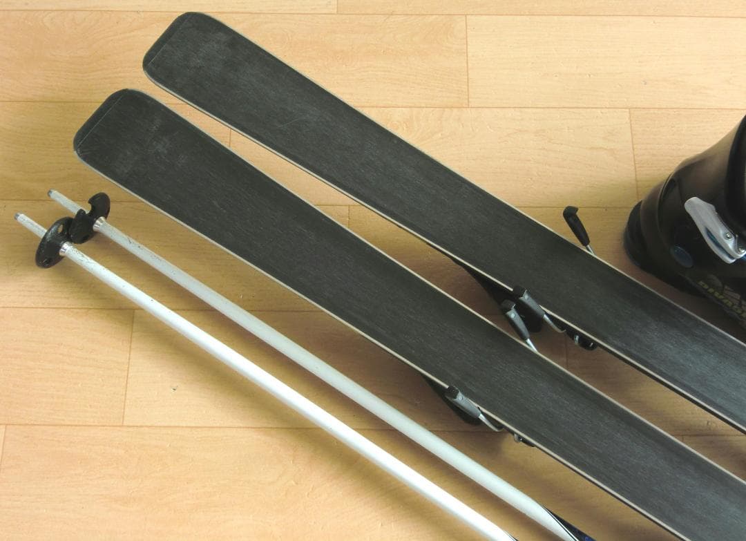 ■11月限定■送料無料■XERES＋Hart■子供用スキーセット■128/23■