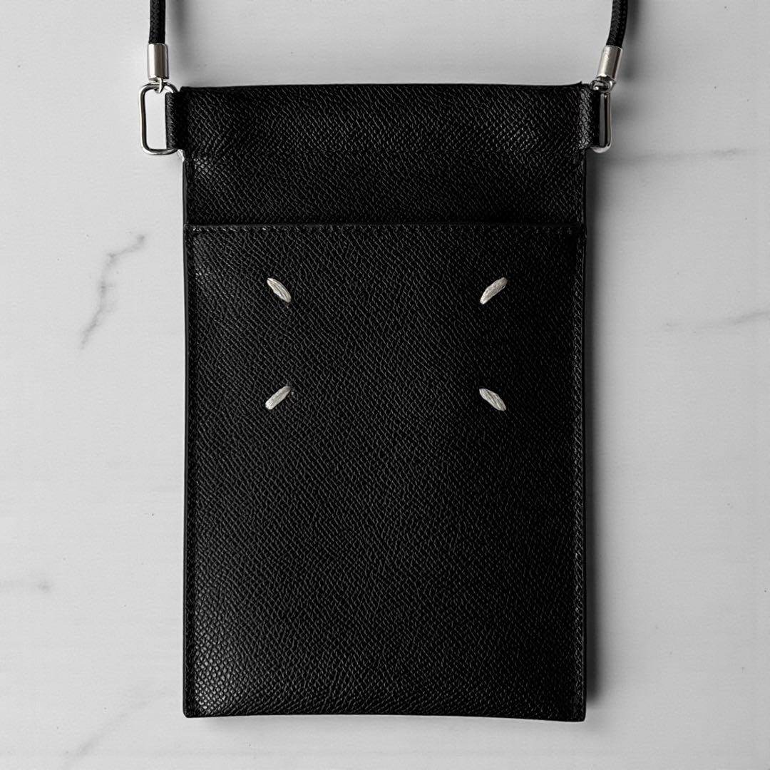 未使用品 メゾンマルジェラ スマートフォン ポーチ ショルダーバッグ ブラック