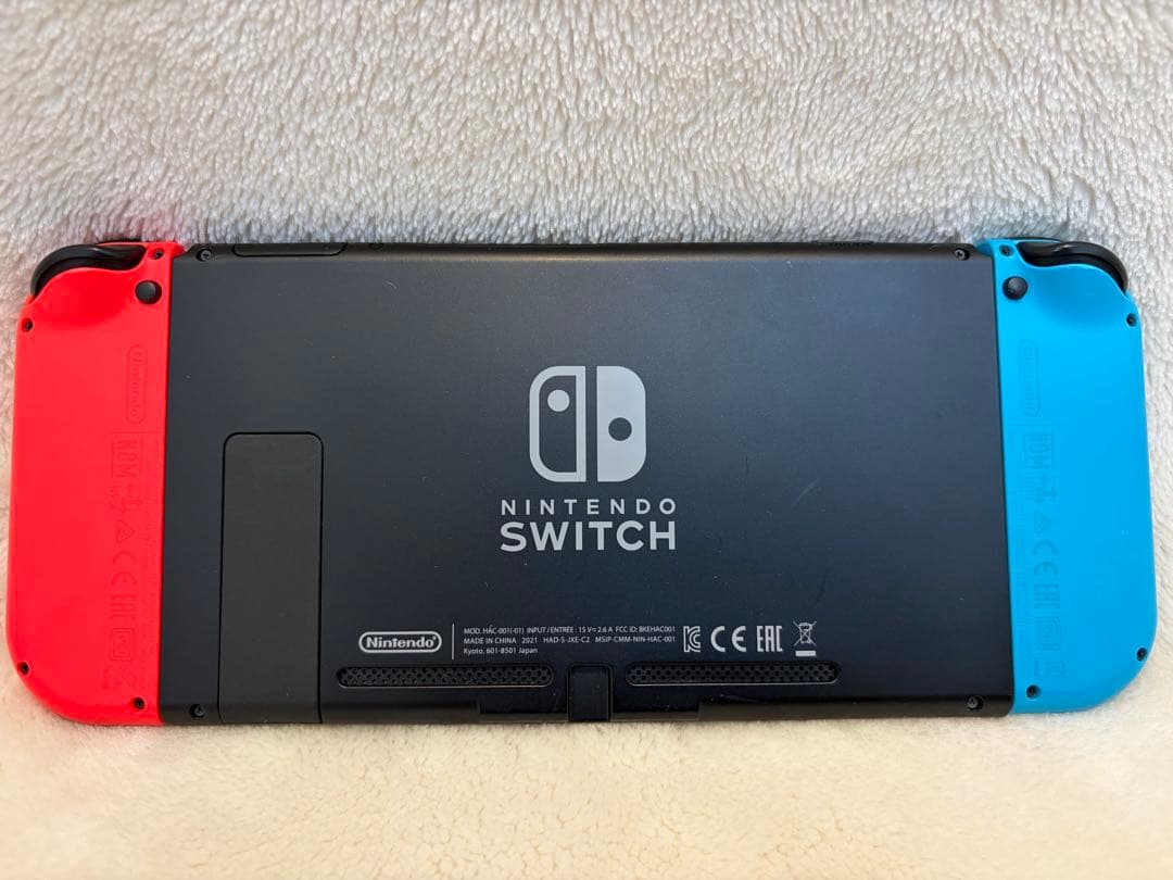 美品Nintendo Switch 本体セット赤/青 Joy-Con