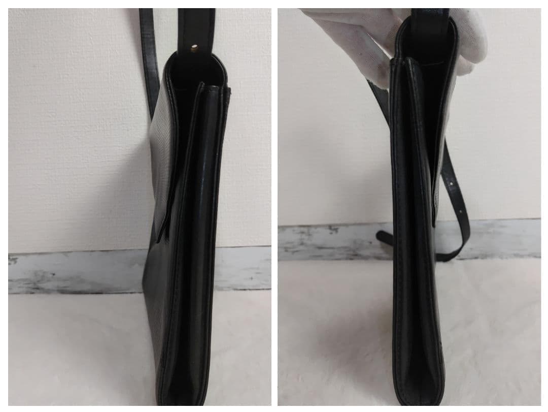 ★美品★イヴサンローランショルダーバック ヴィンテージ カサンドラ　黒　ロゴ