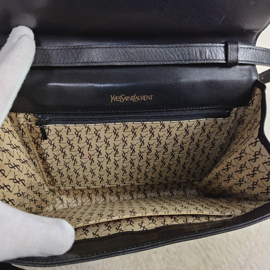 ★美品★イヴサンローランショルダーバック ヴィンテージ カサンドラ　黒　ロゴ