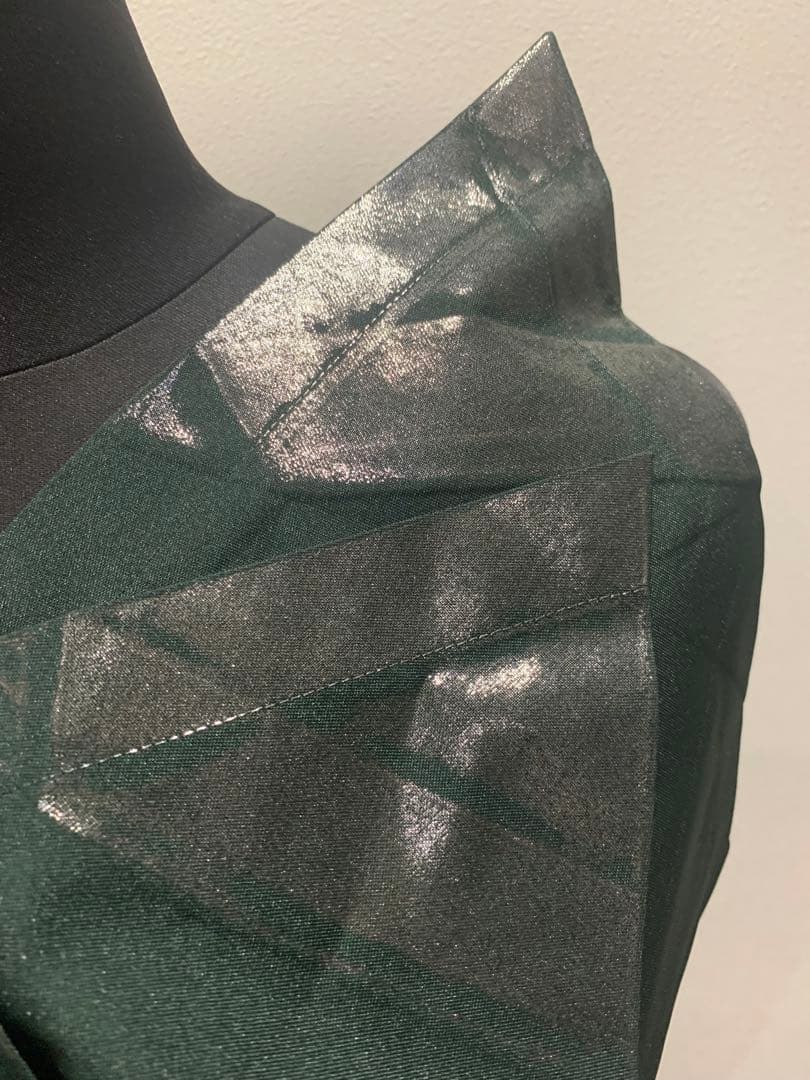 132 5.イッセイミヤケ おりがみ ダークグリーン タンクトップ 立体デザイン