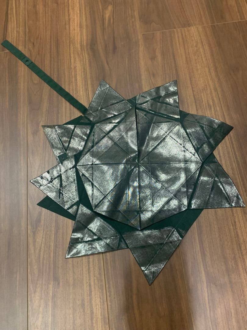 132 5.イッセイミヤケ おりがみ ダークグリーン タンクトップ 立体デザイン