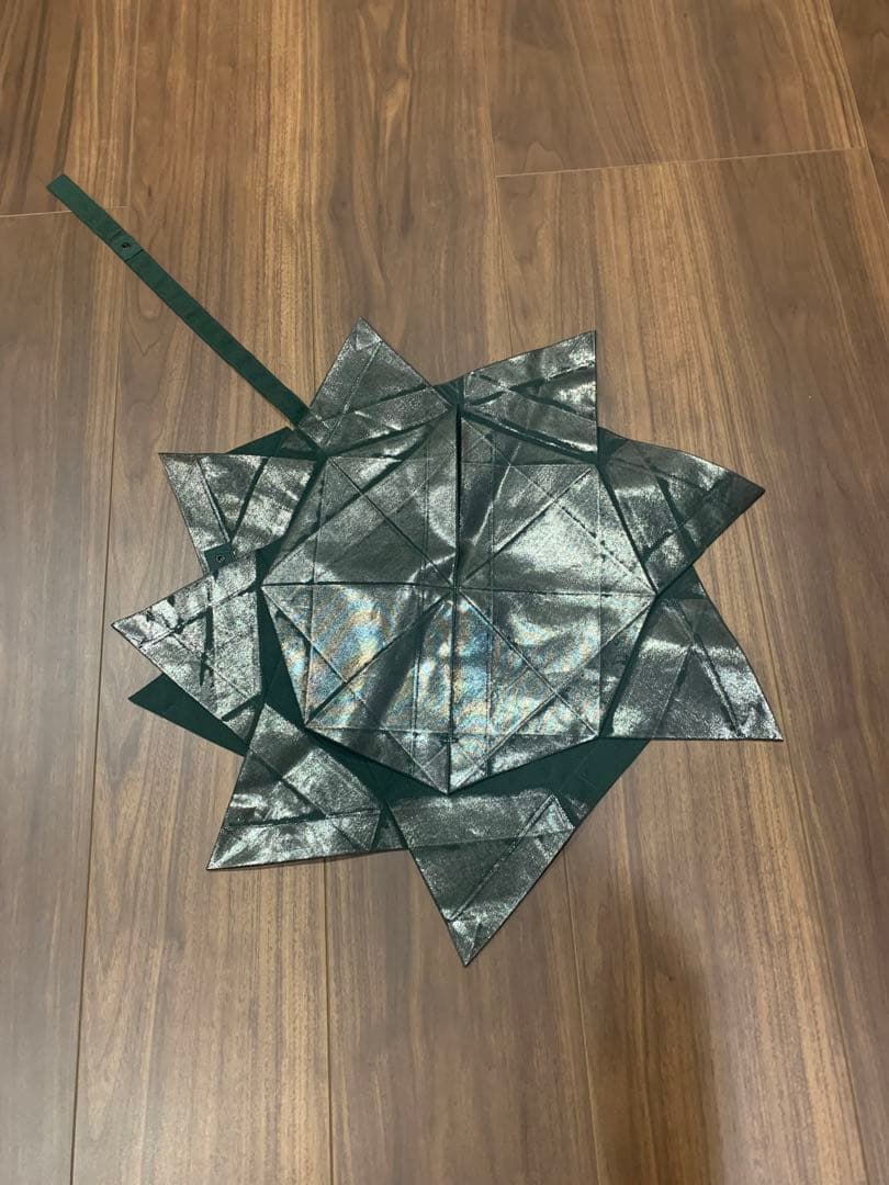 132 5.イッセイミヤケ おりがみ ダークグリーン タンクトップ 立体デザイン