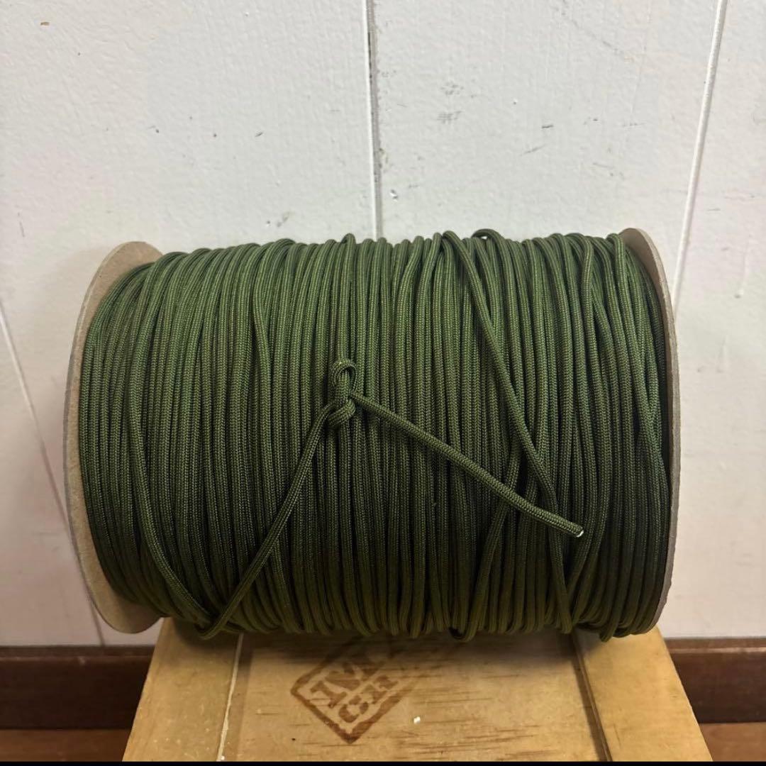 美品　米軍　実物 NYLON CORD TYPE III ナイロンパラコード