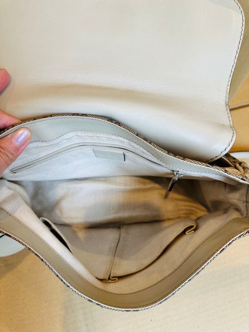 GUCCI グッチ GG ショルダーバッグ