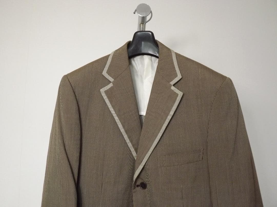 Brioni（ブリオーニ）イタリア製 シルク混 ストライプ テーラードジャケット