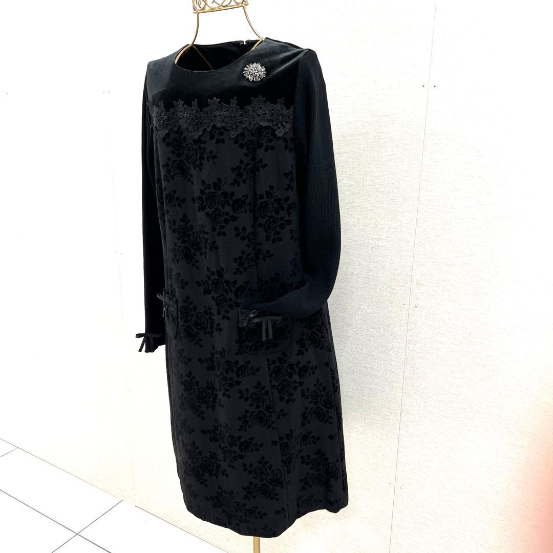 Super Beauty 黒のワンピース　70％off！✨