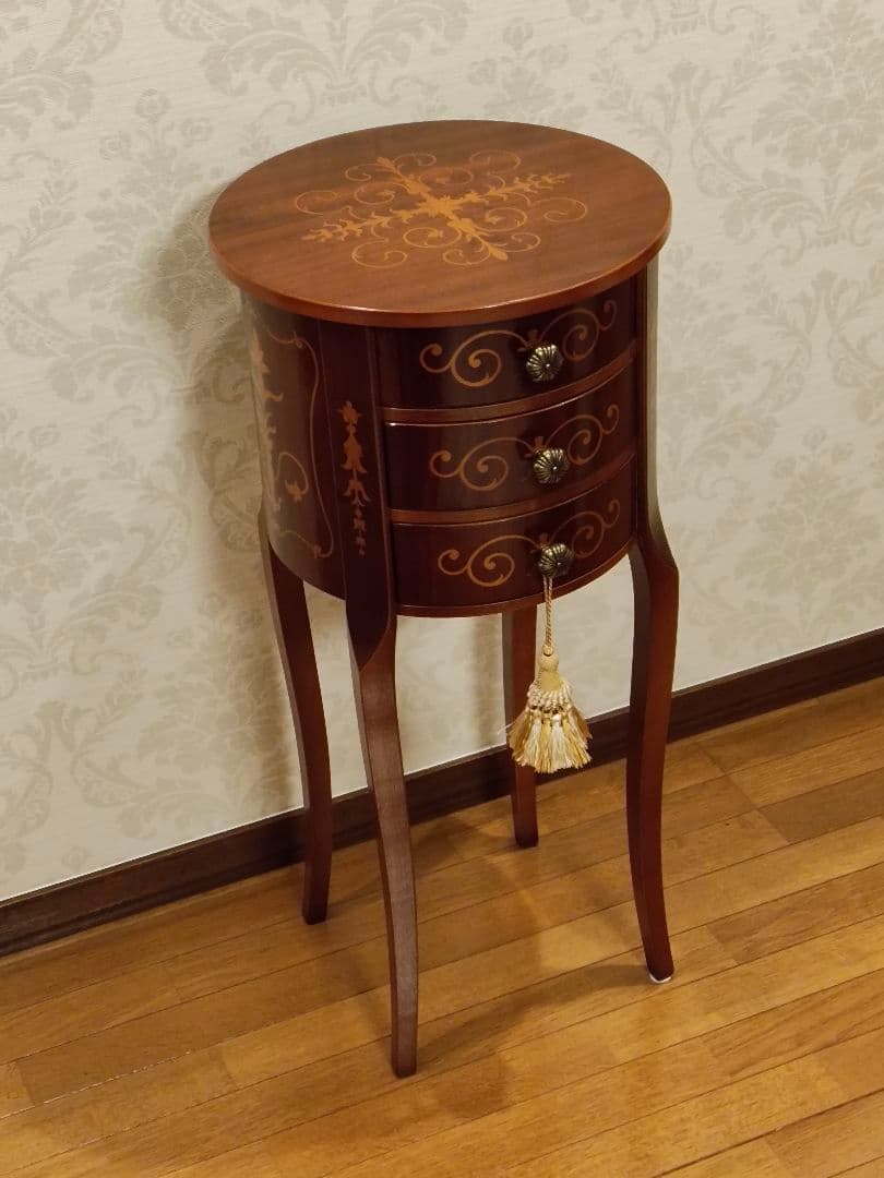 象嵌ベッドサイドテーブル