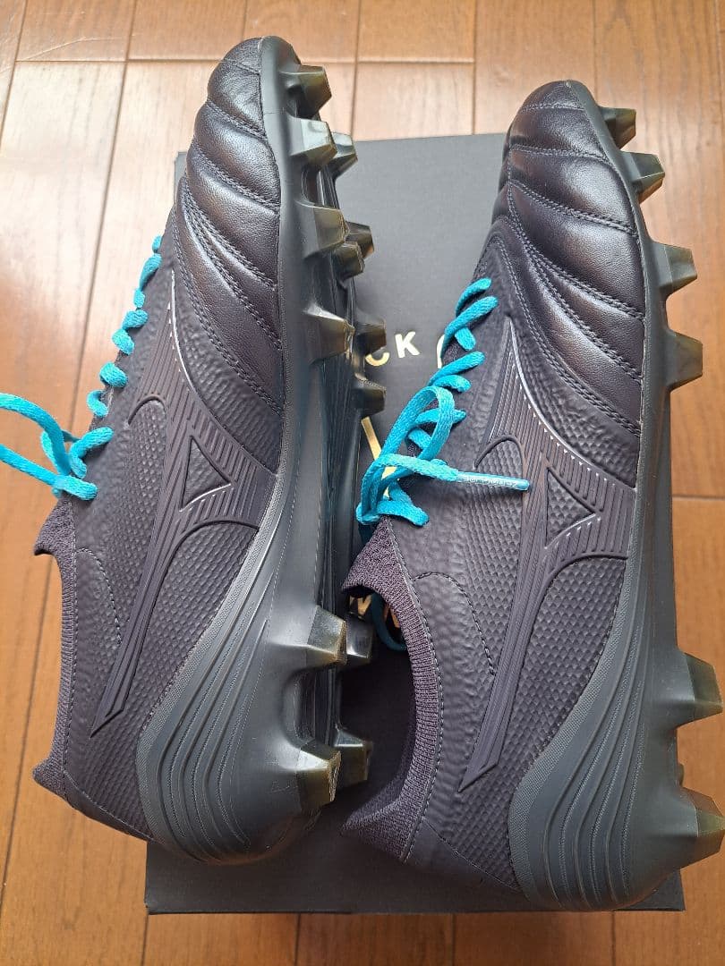 【オトコ伊藤あきる】MORELIA NEO IV β JAPAN　Ltd