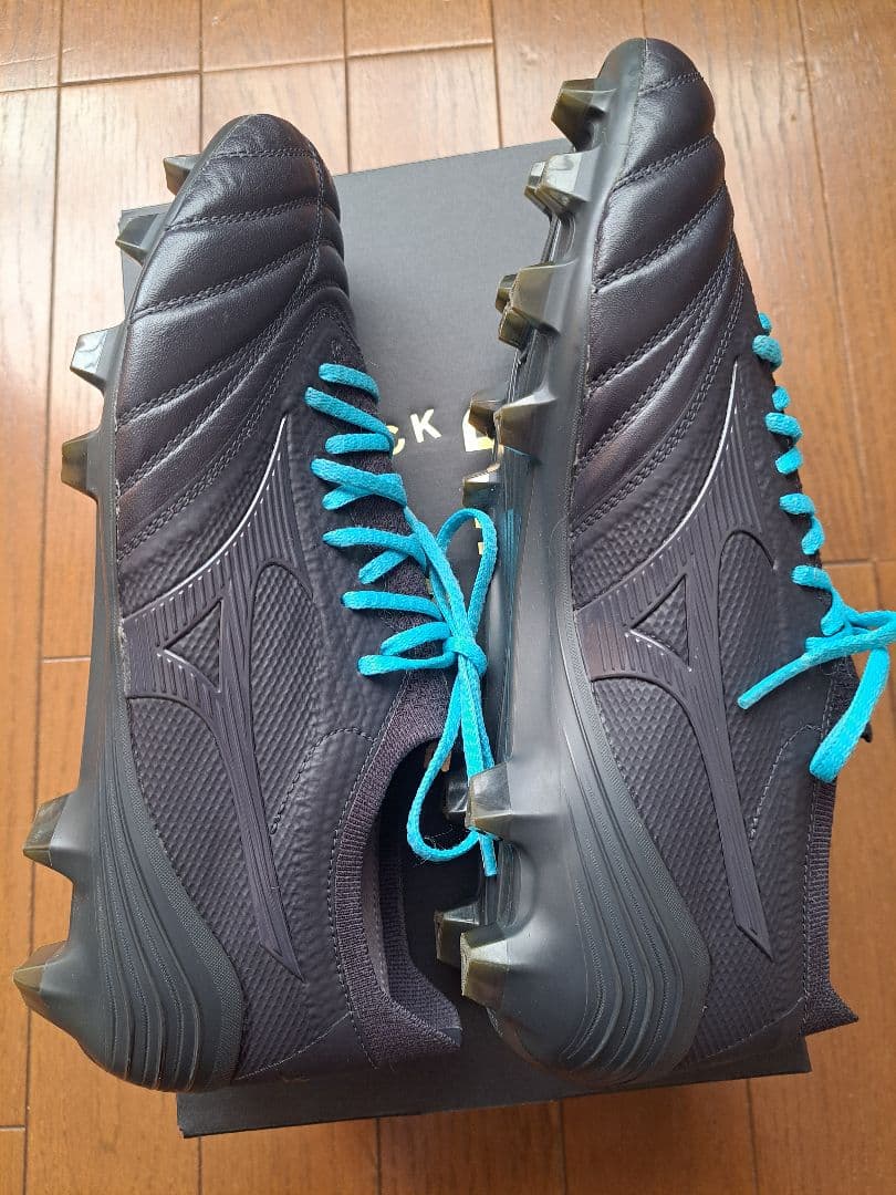 【オトコ伊藤あきる】MORELIA NEO IV β JAPAN　Ltd