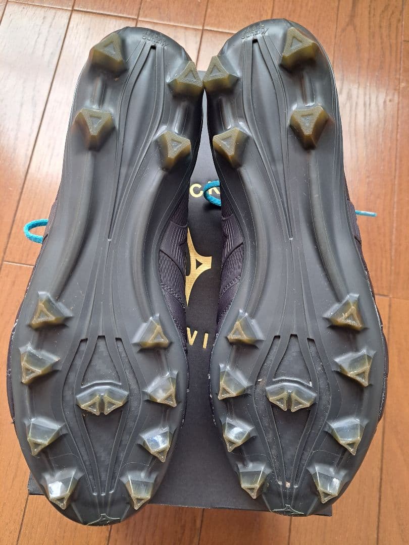 【オトコ伊藤あきる】MORELIA NEO IV β JAPAN　Ltd