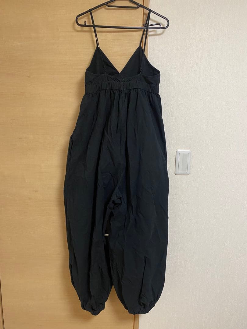 ERIKO ATORI ブラック ジャンプスーツ