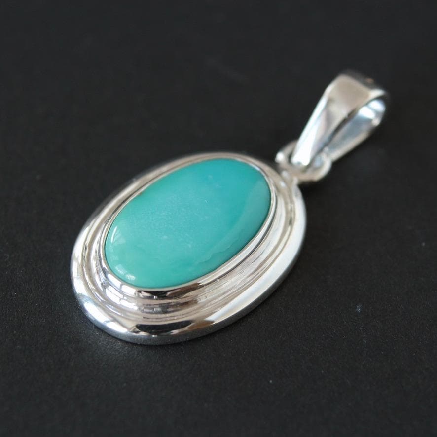 ネバダ州ロイストンターコイズ　ペンダントヘッド／Silver925