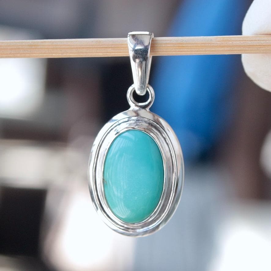 ネバダ州ロイストンターコイズ　ペンダントヘッド／Silver925
