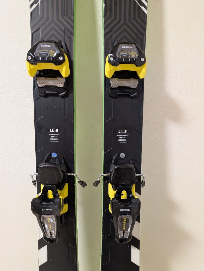 LINE BLADE OPTIC 104 スキー板　マーカーグリフォン付